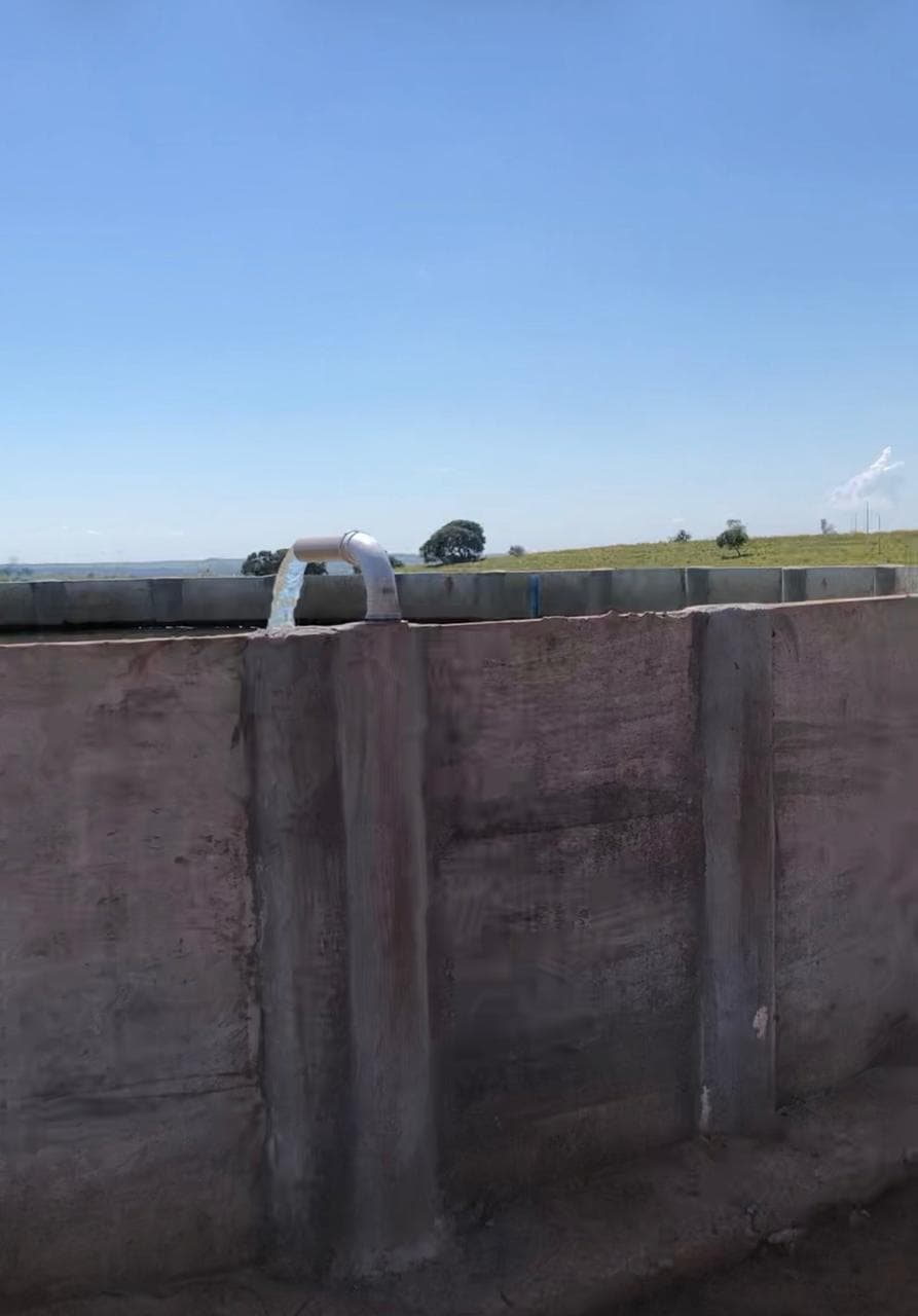 Advanced construction of the 500,000-liter elevated water storage tank.